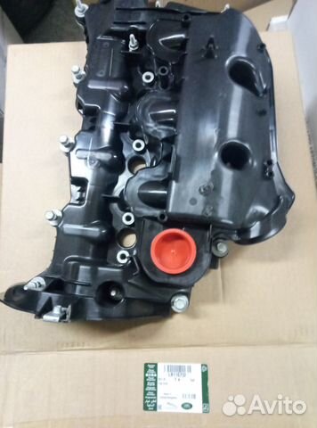 Правая клапанная крышка Land Rover LR116732 Правая клапанная крышка Land Rover LR116732