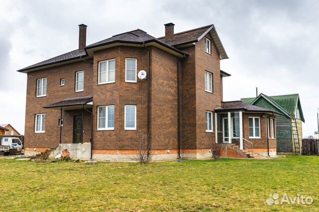Дом 390 м² на участке 20 сот. Дом 390 м² на участке 20 сот.
