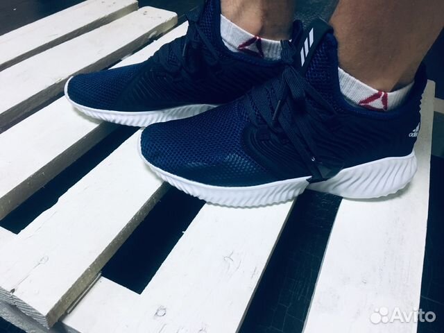 Кроссовки adidas