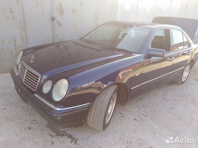 Mercedes-Benz E-класс 2.8 AT, 1998, битый, 267 000 км