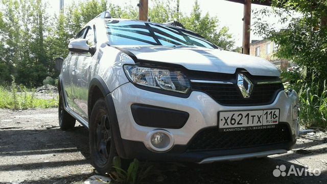 Renault Sandero Stepway 1.6 МТ, 2016, битый, 54 000 км