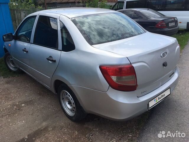 LADA Granta 1.6 МТ, 2014, битый, 100 000 км