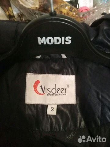 Пуховик раз-S, шарф в подарок Пуховик раз-S, шарф в подарок