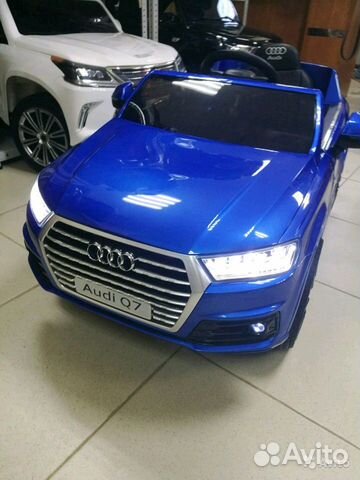 Электромобиль на пульте управления Audi Q7 Blue Электромобиль на пульте управления Audi Q7 Blue