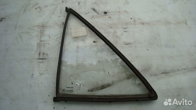 Стекло двери для мерседес форточка 201 левое