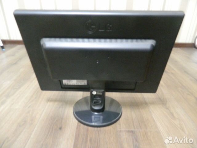 Монитор 22 дюйма LG Flatron w2242s