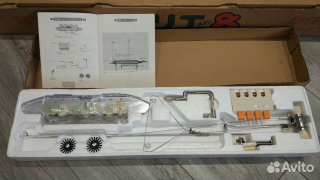 Вязальная машинка Brother KH-881 Вязальная машинка Brother KH-881