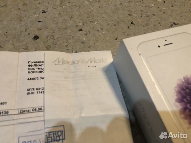 iPhone 6, 16 GB чёрный и iPhone 6, 16 GB Белый