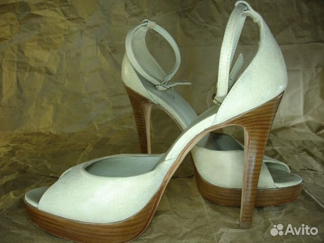 Босоножки Aldo кожаные Босоножки Aldo кожаные