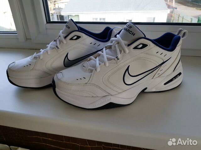 nike air monarch street beat