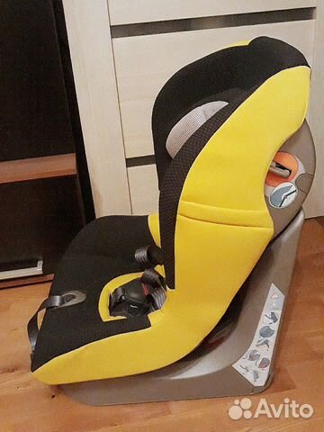 Детское автокресло Chicco Universal 9-18 кг