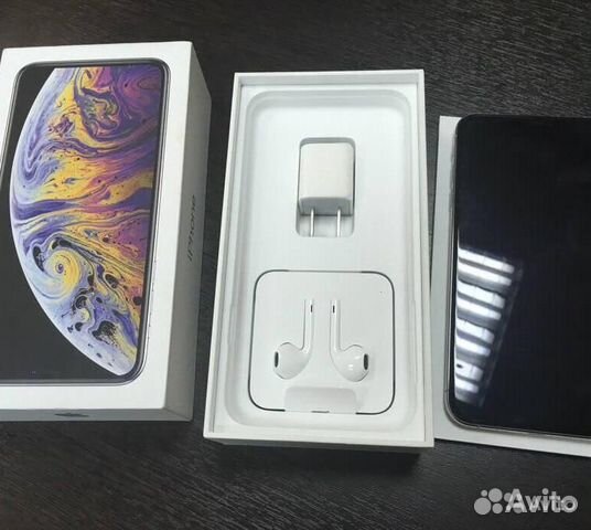 iPhone XS Max iPhone XS Max