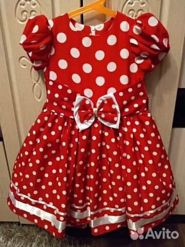 Платье красное в белый горох на девочку