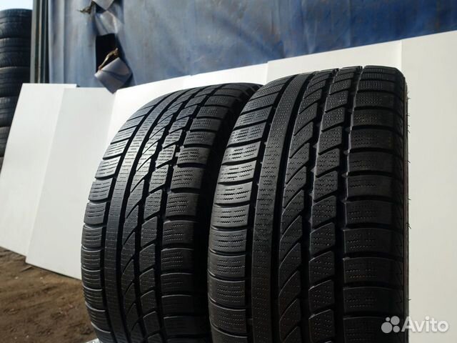 Трехсотый 225. Hankook ICEBEAR. Hankook ICEBEAR w300a 235/60 r18. ICEBEAR w300a. Ханкук ICEBEAR нешипованная 2005 года.