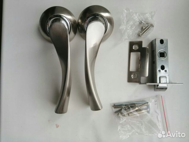 Дверная ручка Дверная ручка