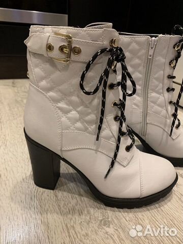 Новые ботинки Guess (демисезонные) Новые ботинки Guess (демисезонные)