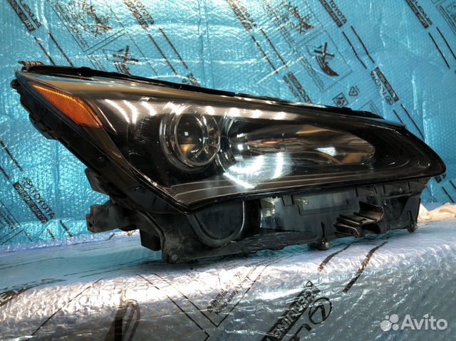 Lexus NX200/300 фара правая оригинал 14-17 год Lexus NX200/300 фара правая оригинал 14-17 год