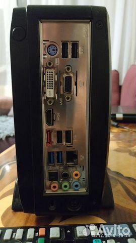 Системный блок ASRock H77M-ITX Системный блок ASRock H77M-ITX