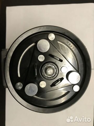Компрессор кондиционера Volkswagen Audi Компрессор кондиционера Volkswagen Audi