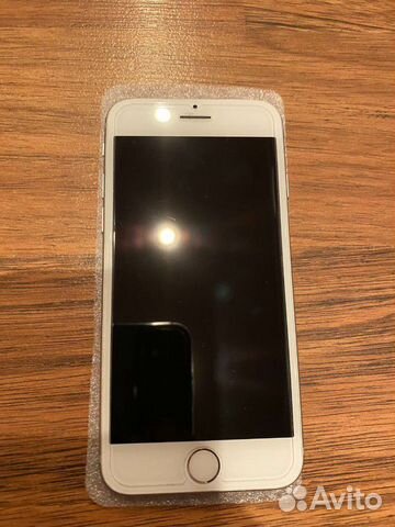 Телефон iPhone Телефон iPhone
