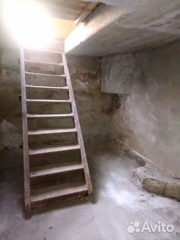 Гараж, > 30 м²