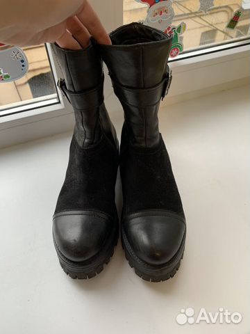 Женские ботинки