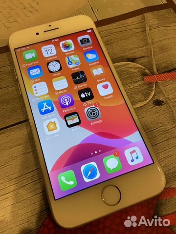 iPhone 7 128 GB белый iPhone 7 128 GB белый