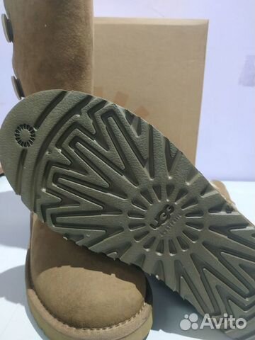 UGG Australia три пуговки рыжие новые UGG Australia три пуговки рыжие новые