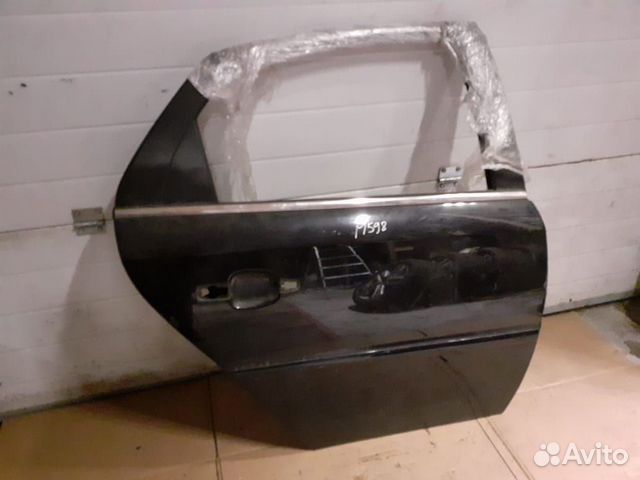 Дверь задняя правая Opel Vectra C (хетчбек) Дверь задняя правая Opel Vectra C (хетчбек)