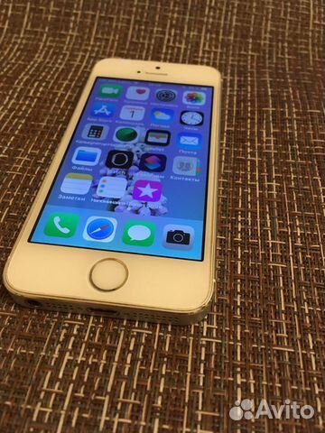 Телефон iPhone 5s 16 Gb
