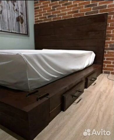 Кровать из массива. Стиль лофт