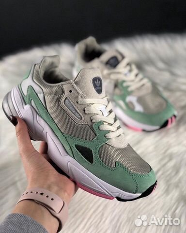 Кроссовки Adidas Falcon Кроссовки Adidas Falcon