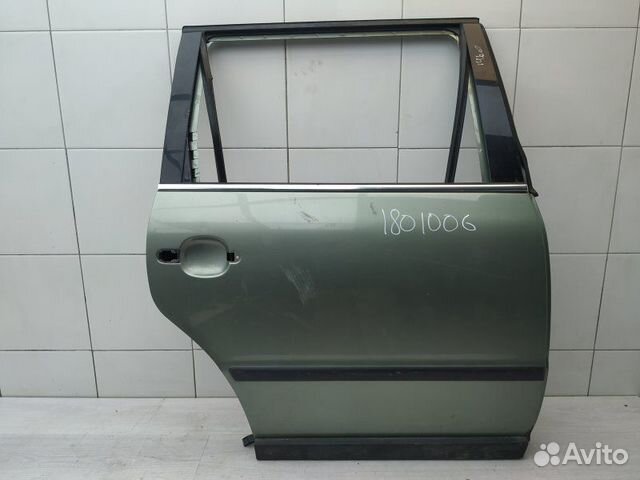 Дверь задняя правая 3B9833052AC VW Passat (B5) 200 Дверь задняя правая 3B9833052AC VW Passat (B5) 200