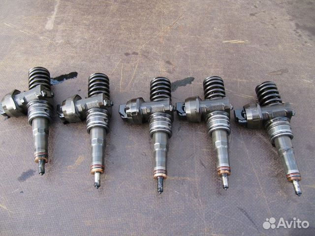 Форсунка дизельная Volkswagen 1.9 TDI 038130073BA