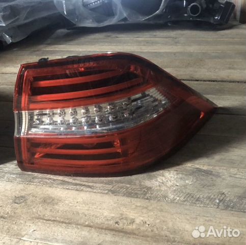 Фонарь правый Мерседес мл 166 Mercedes ML 166 W166