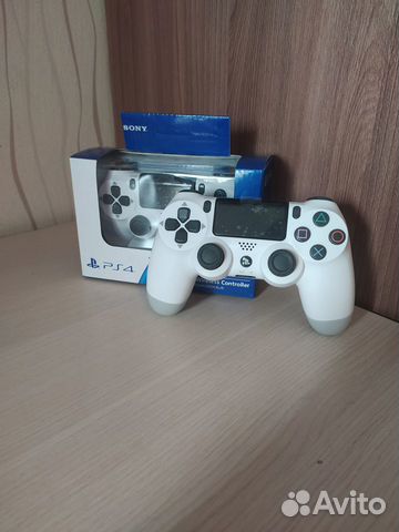Джойстик PS4 белый(новый)