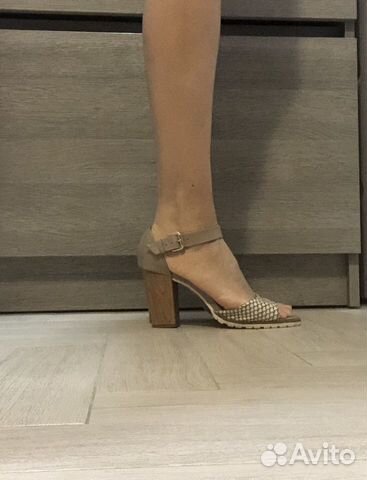 Босоножки кожаные 38 р-р