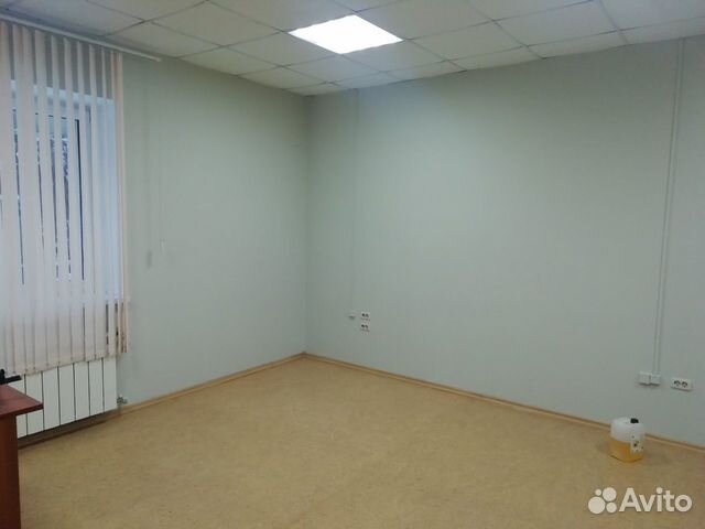 Офисное помещение, 34.1 м² офисы на пл. Революции