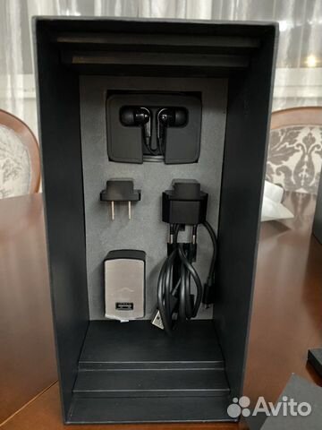 Телефон Vertu aster Blue Chevron Телефон Vertu aster Blue Chevron