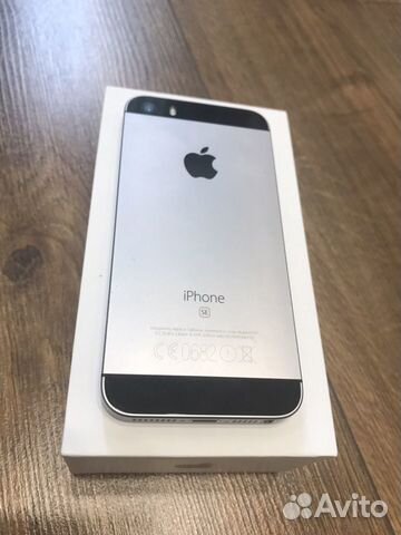 Телефон iPhone Телефон iPhone
