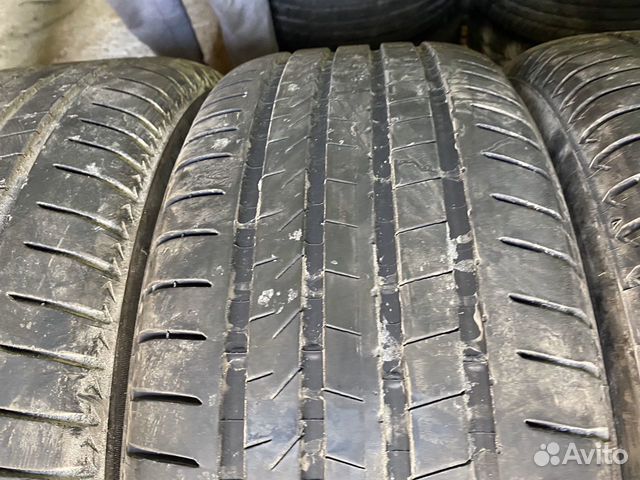 23555R18 Bridgestone