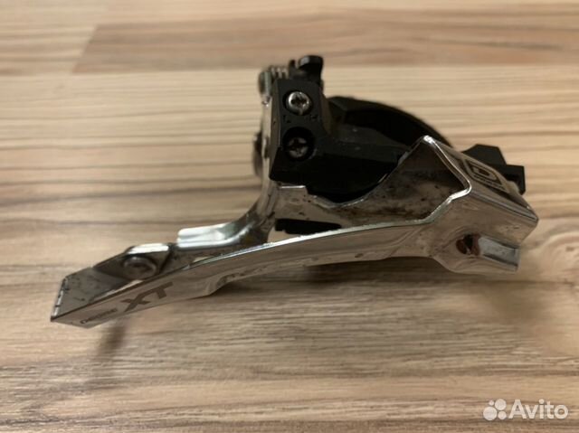 Передний переключатель Shimano Deore XT