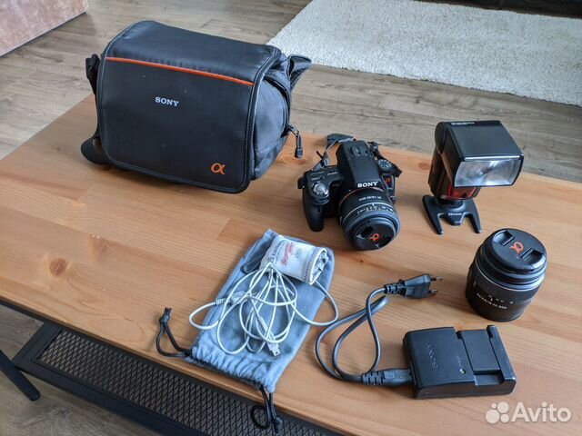 Sony Alpha SLT-A33 DT50/1.8