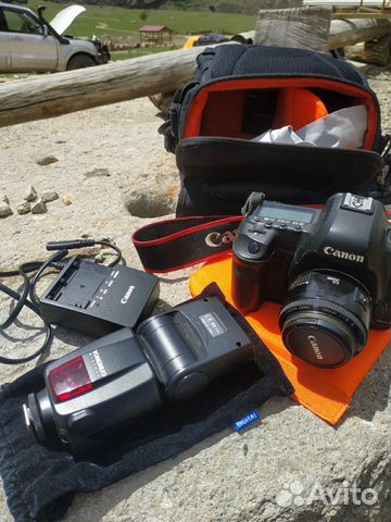 Зеркальный фотоаппарат canon EOS 5D mark 2