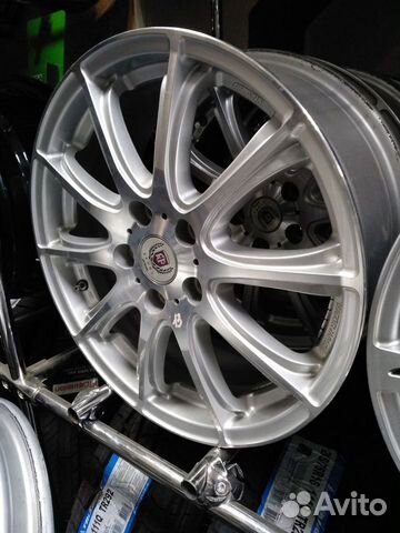Диски из Японии R17 5-114.3 Work Efors