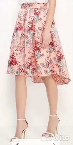 Юбка BeFree с небольшим шлейфом сзади Юбка BeFree с небольшим шлейфом сзади