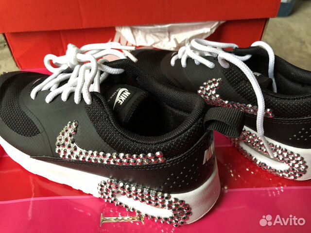 Кроссовки Nike Air со стразами, новые, размер 31 Кроссовки Nike Air со стразами, новые, размер 31