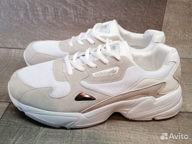 Кроссовки Adidas Кроссовки Adidas