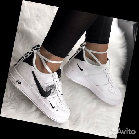 Кроссовки Nike