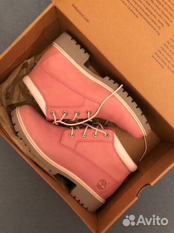 Розовые ботинки Timberland